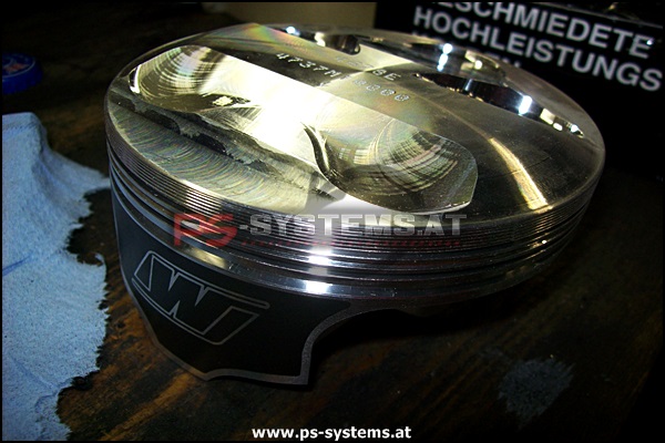 Schmiedekolben / Piston / Kolben / Pistons